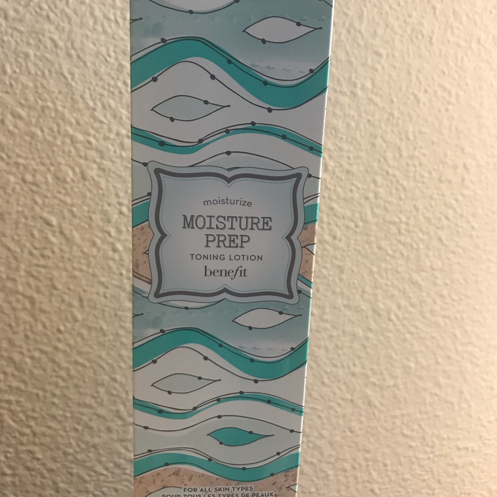 Brand New!! Benefit Moisture Prep Toning Lotion